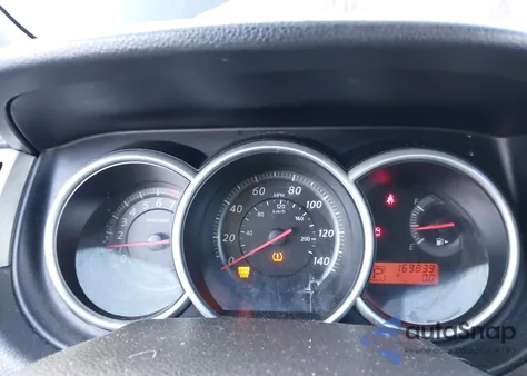 2011 Nissan Versa 1.8S z USA, uszkodzony, nr VIN 3N1BC1CP4BL505689